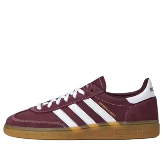adidas x sporty rich handball spezial shadow red 1 330x330 - Adidas X Sporty & Rich Handball Spezial "Shadow Red"